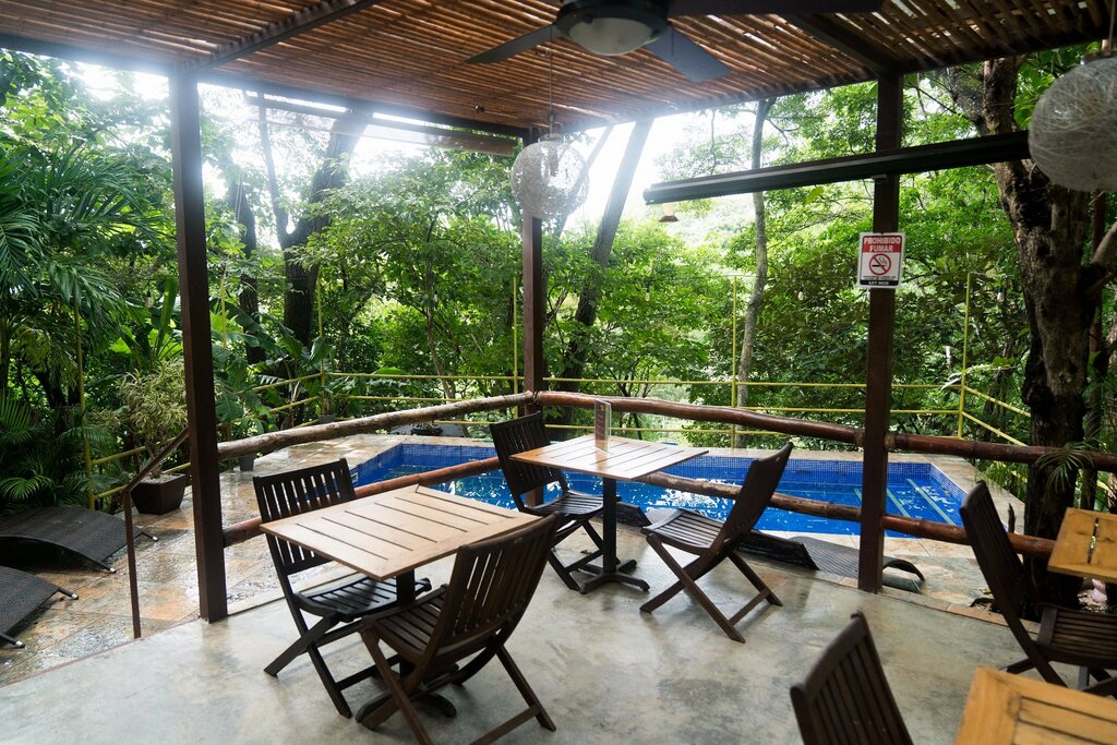 Hotel335