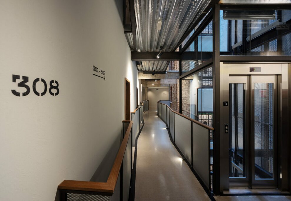 Hotel725