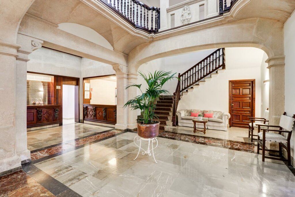 Hotel996