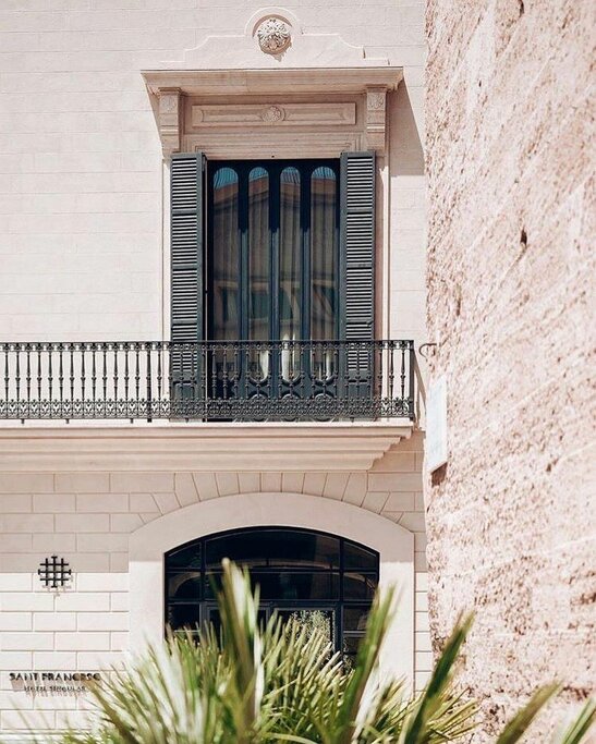 Hotel993
