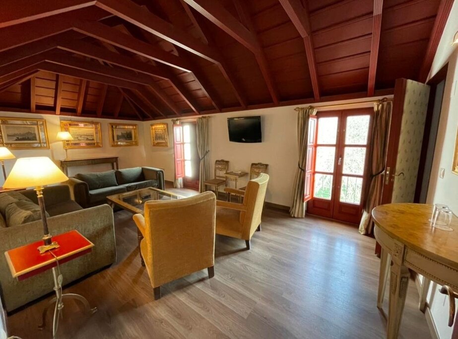 Hotel670