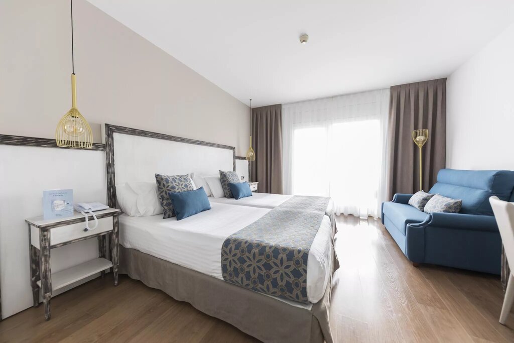 Hotel767