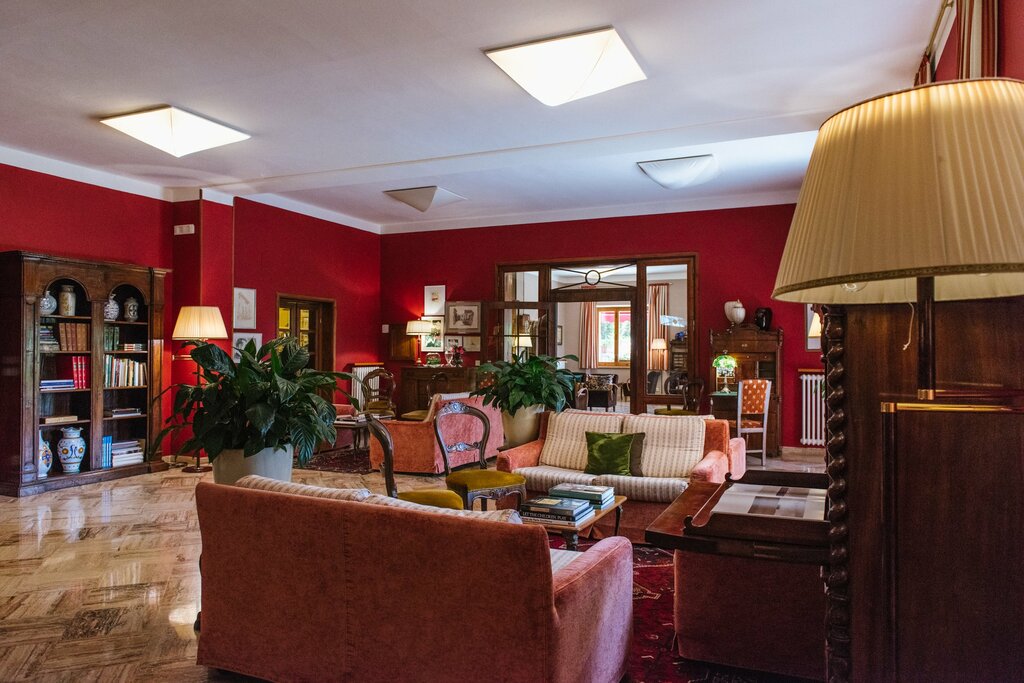 Hotel37
