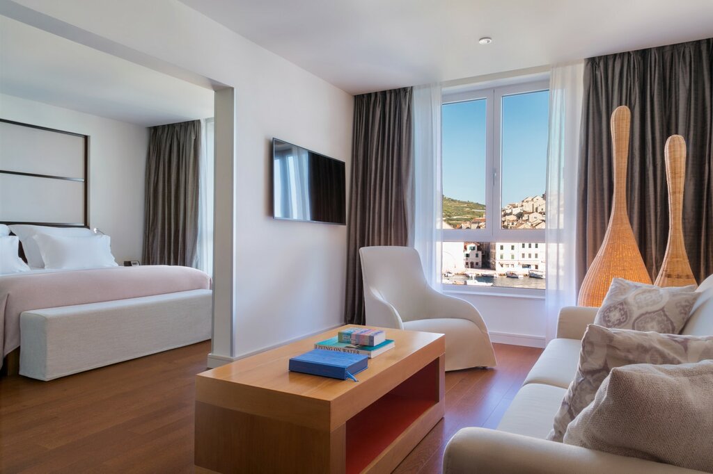 Hotel1327