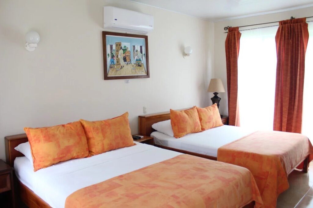 Hotel256