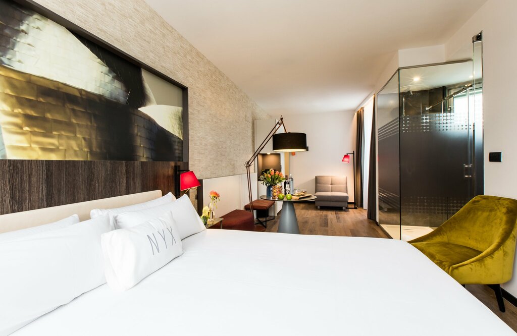 Hotel852