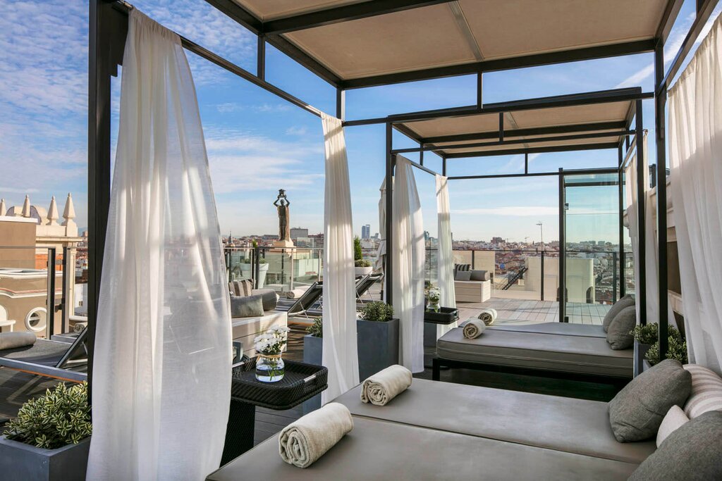 Hotel751