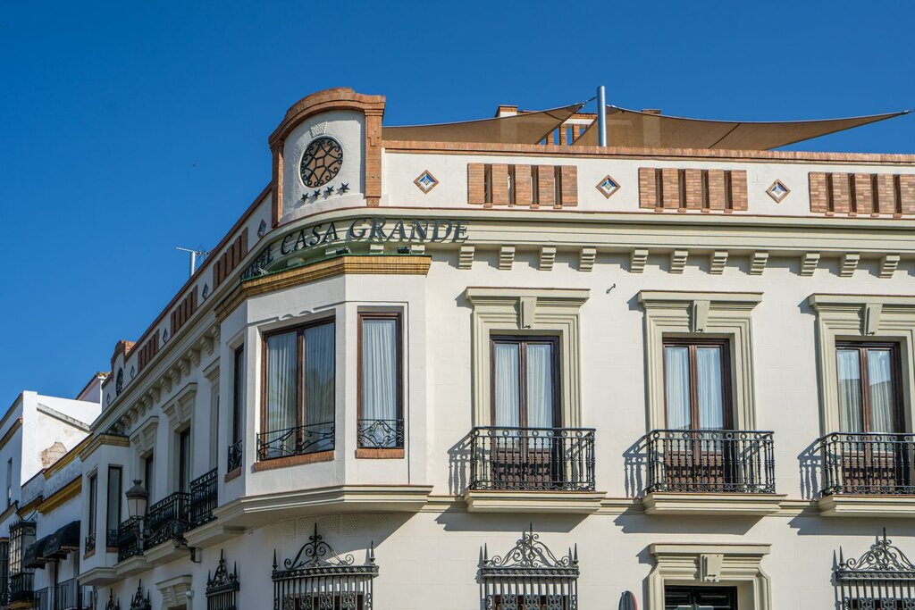 Hotel811