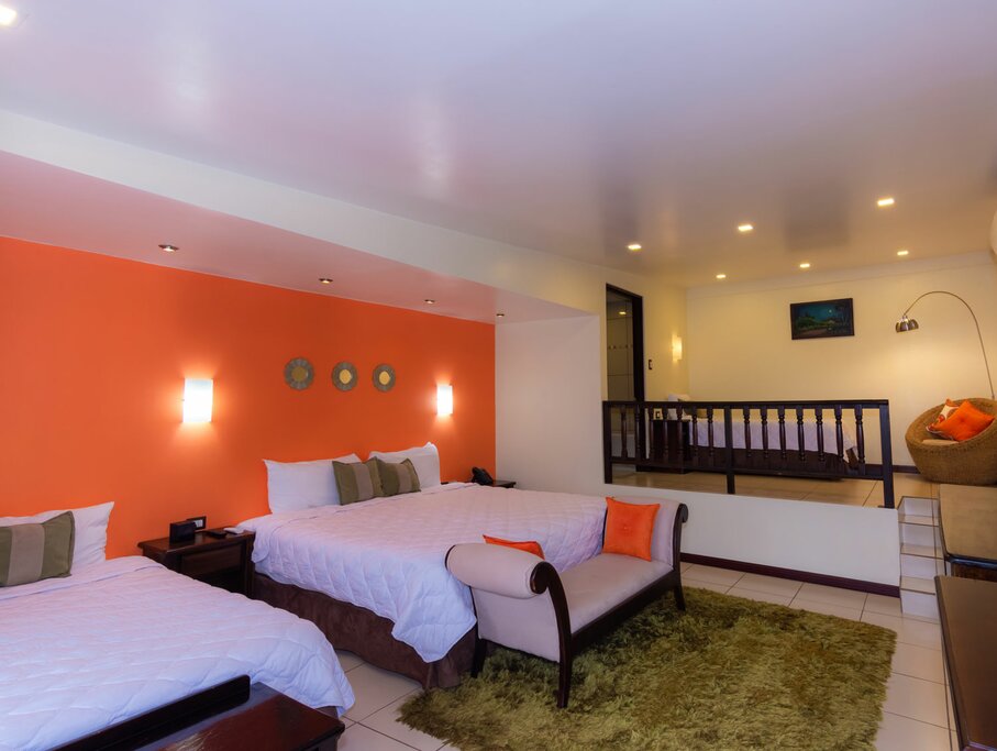 Hotel200