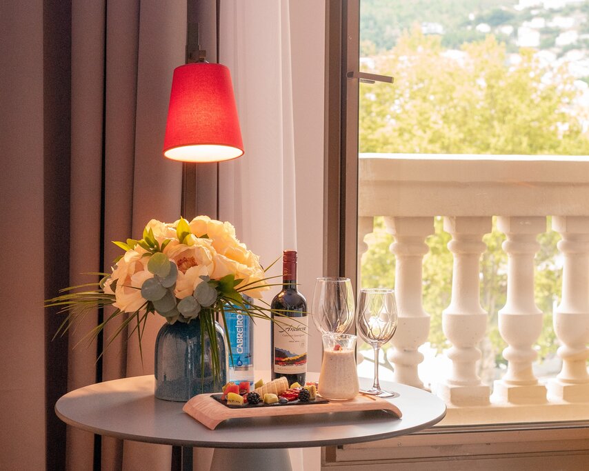 Hotel852