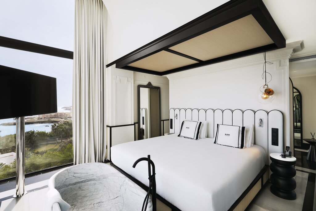 Hotel730