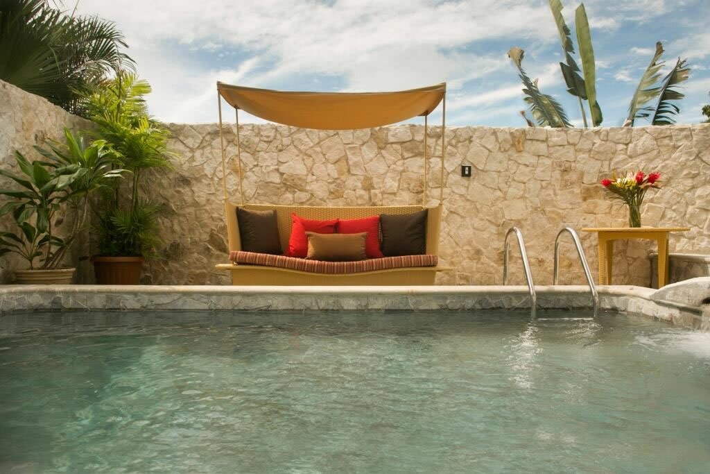 Hotel290