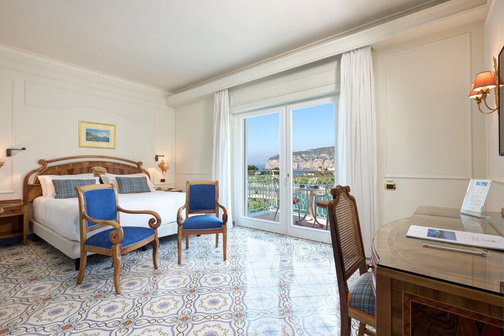 Hotel16