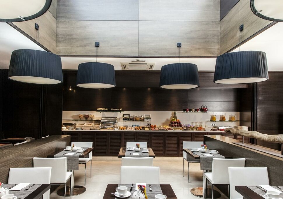 Hotel858