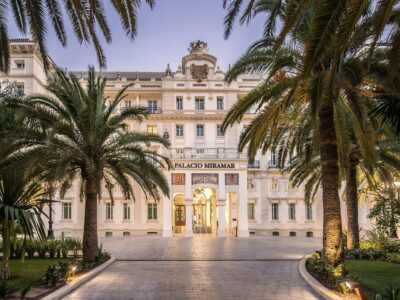 Hotel697