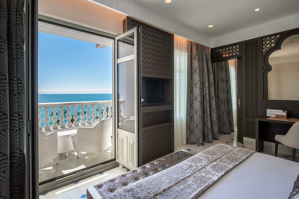 Hotel697