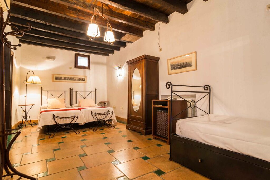Hotel770