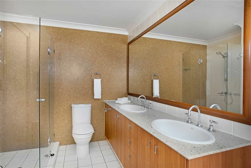 Hotel1406