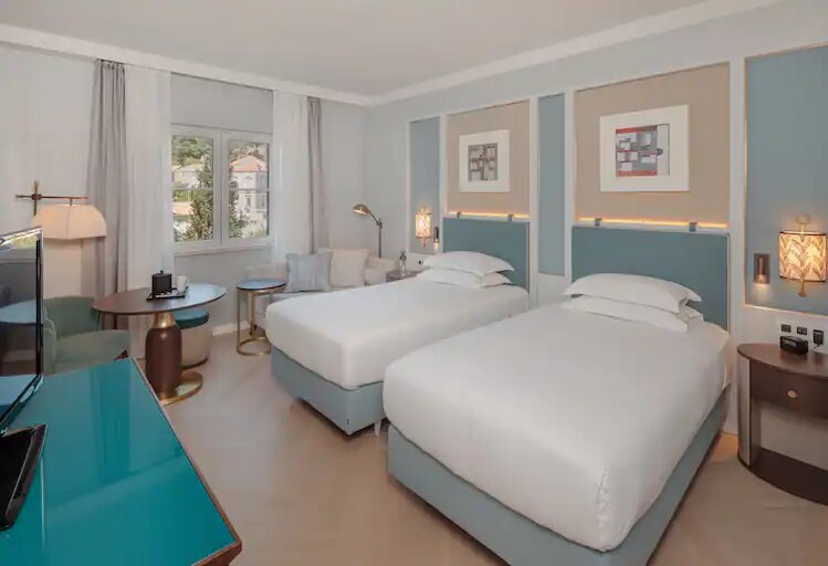 Hotel1325