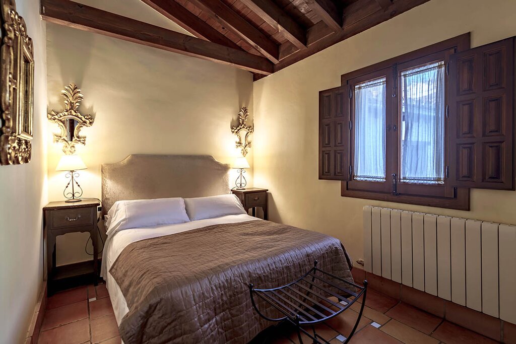 Hotel770