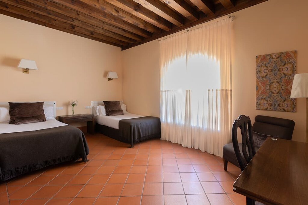 Hotel806