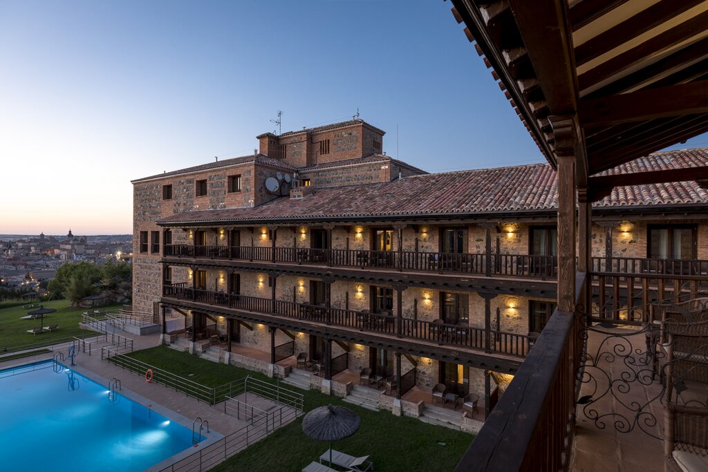 Hotel710
