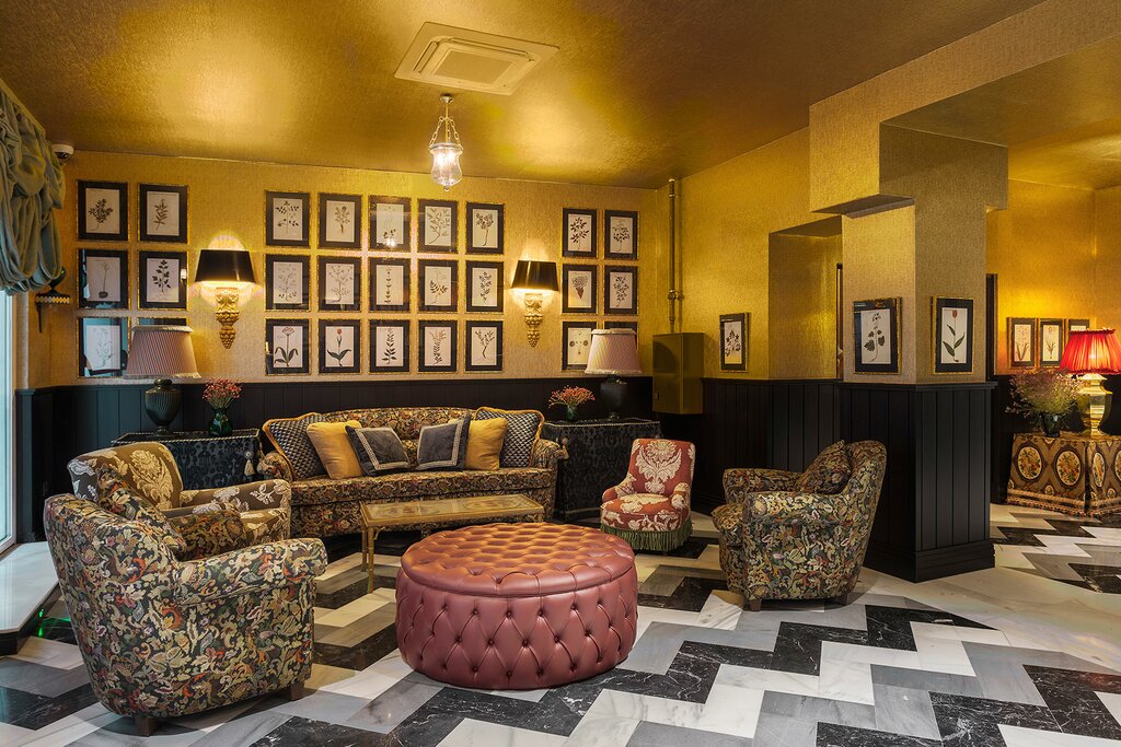 Hotel768