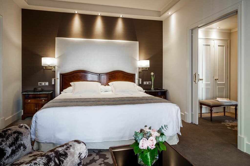 Hotel942