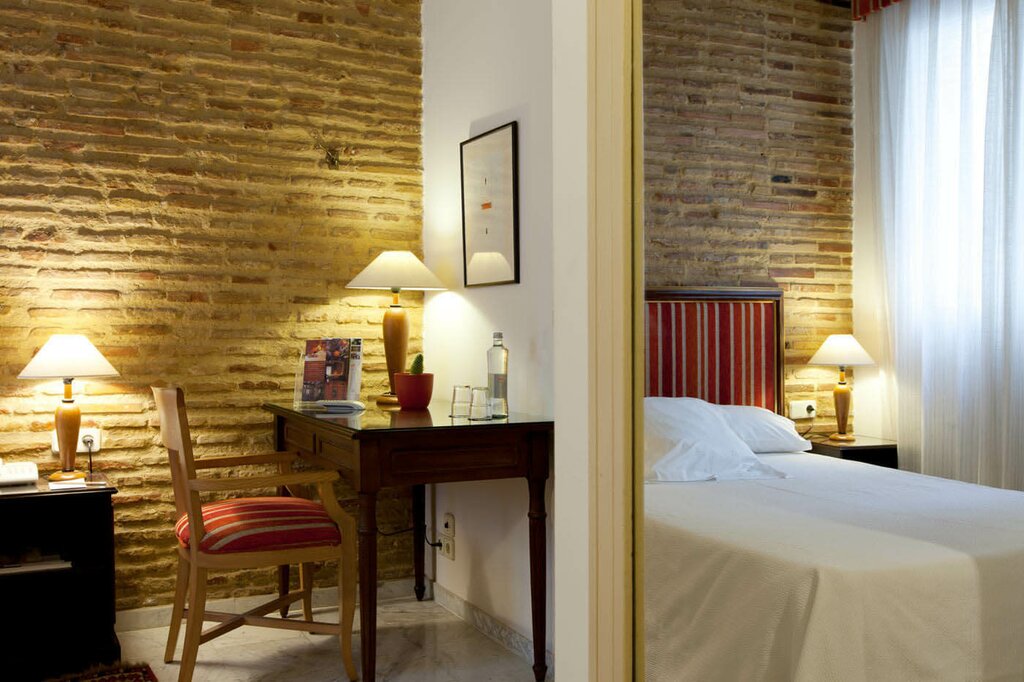 Hotel905