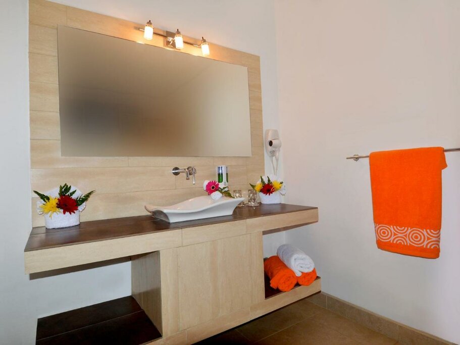 Hotel337
