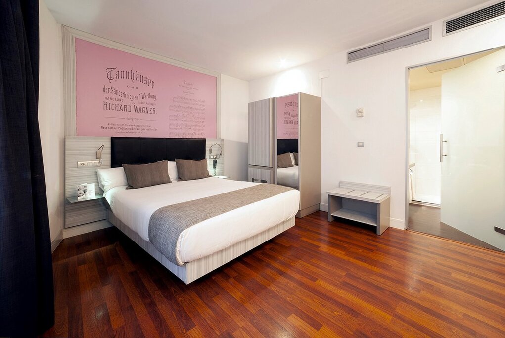 Hotel740