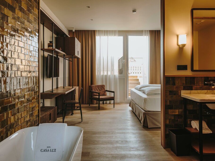 Hotel772