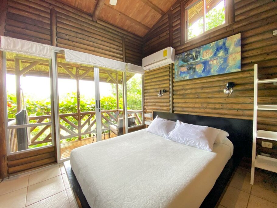 Hotel317