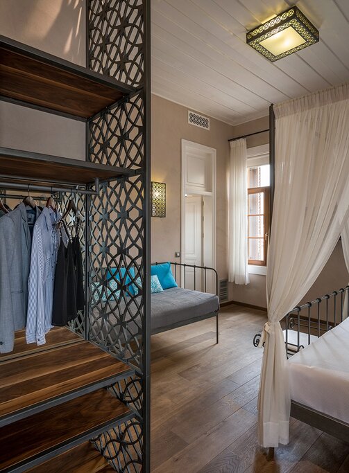 Hotel489