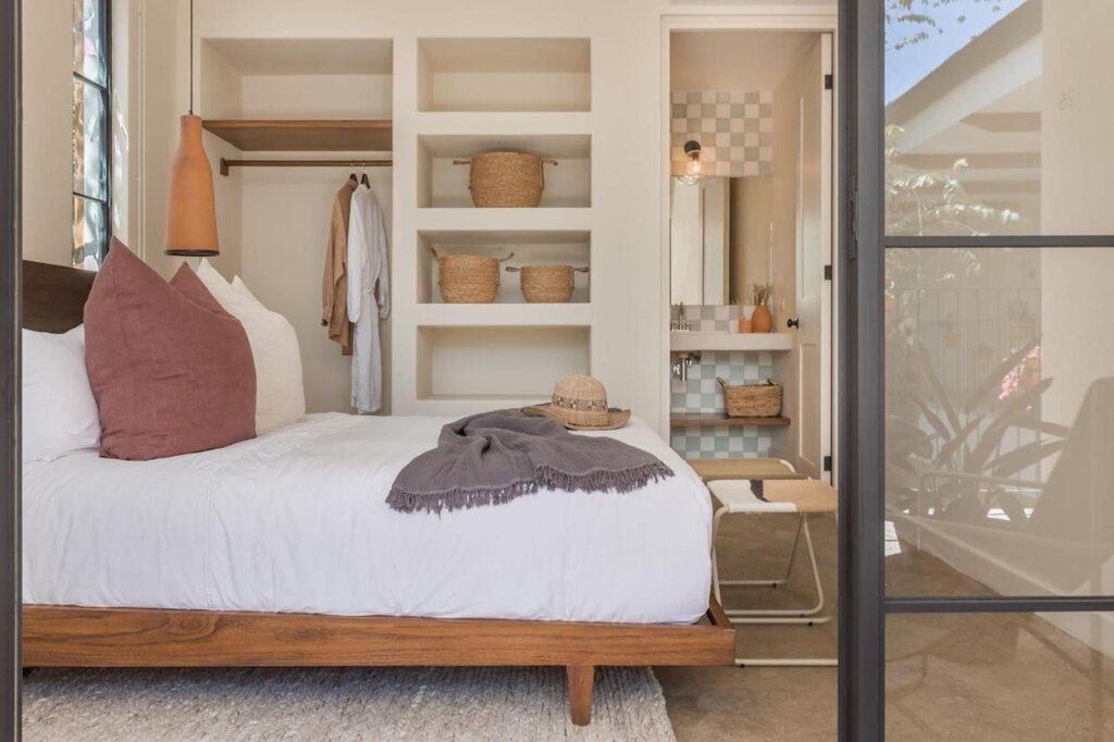 Hotel302