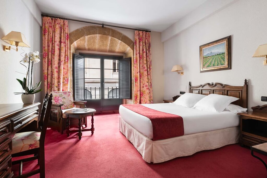 Hotel966