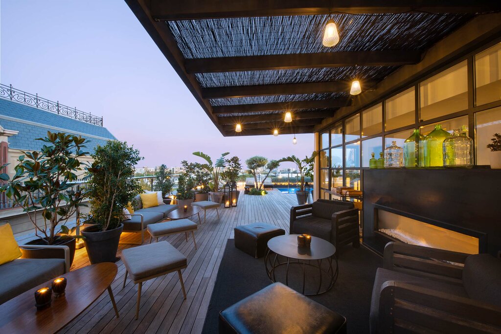 Hotel674