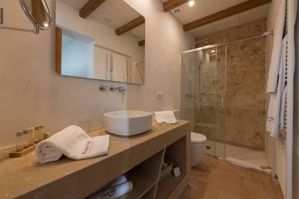 Hotel977