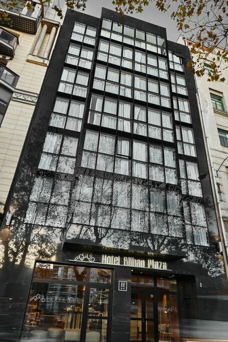 Hotel921