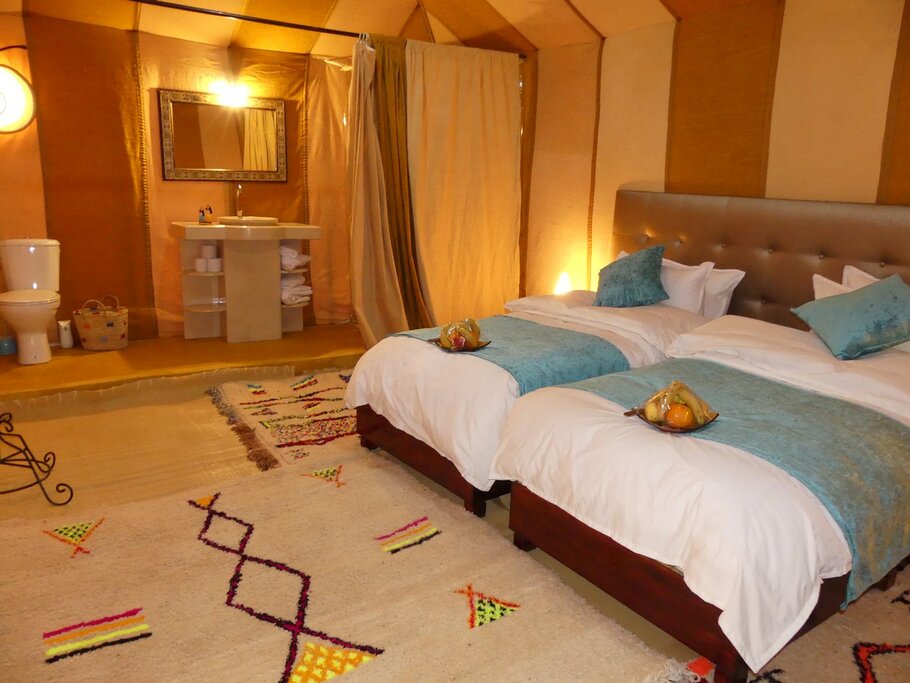 Hotel80