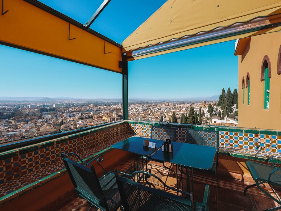 Hotel894