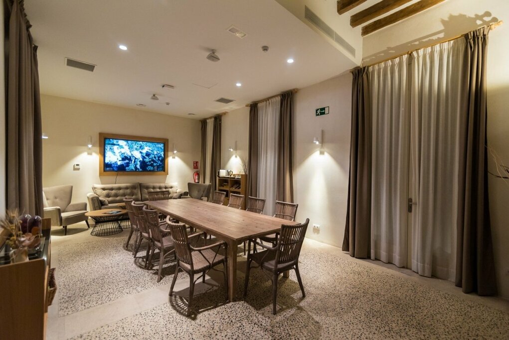 Hotel885
