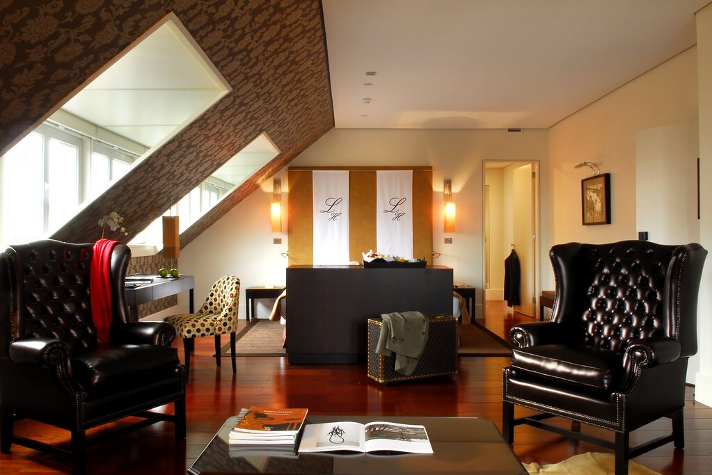 Hotel1114
