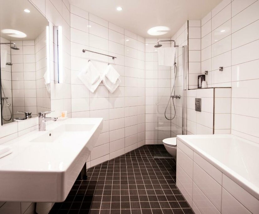Hotel372