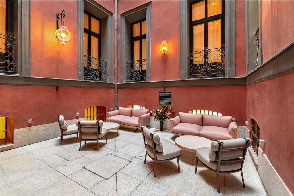 Hotel660