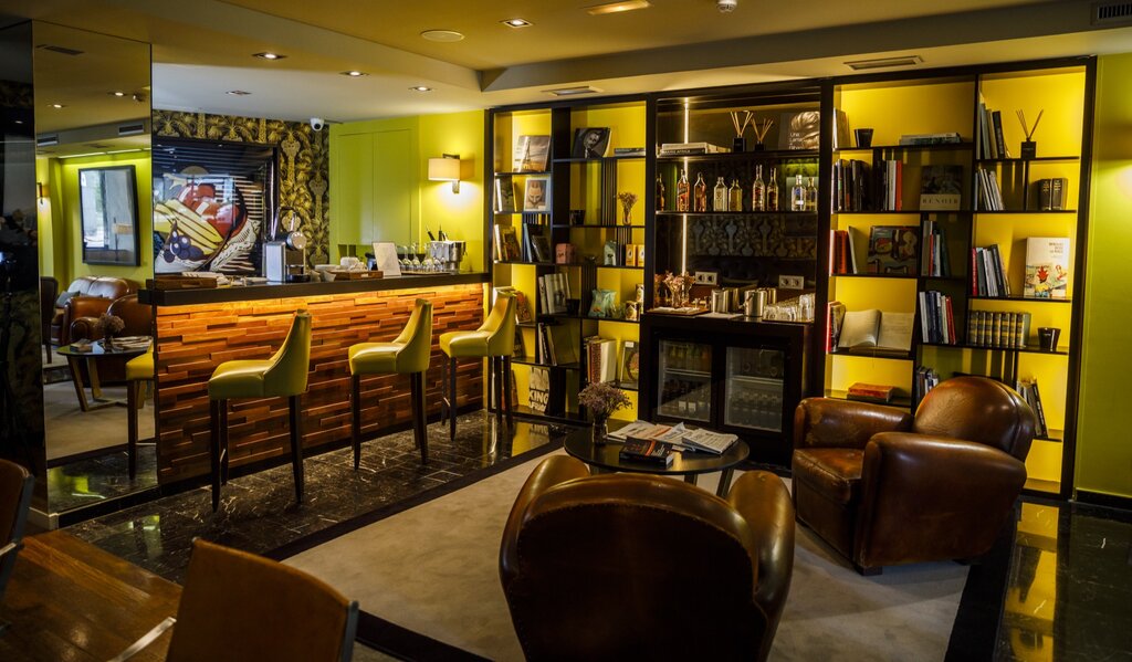 Hotel714