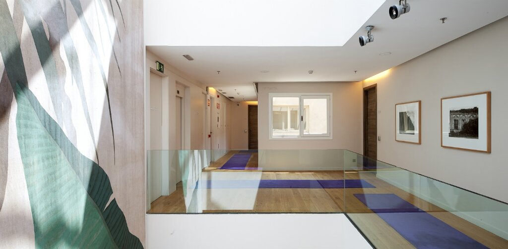 Hotel758