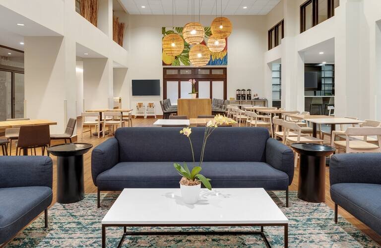 Hotel237
