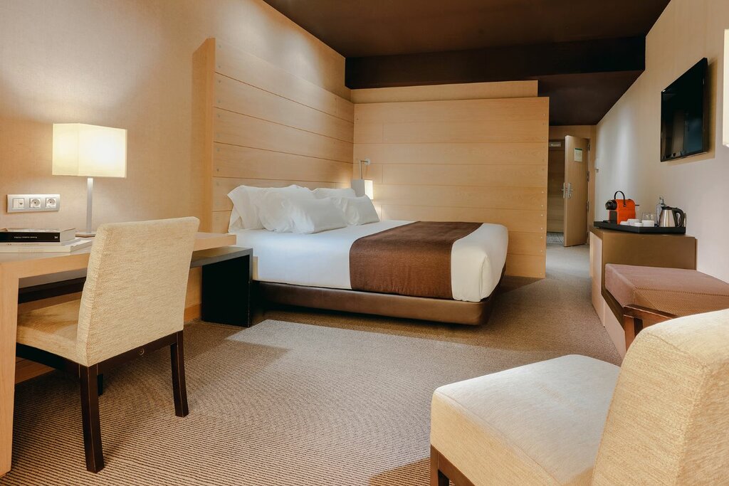 Hotel764