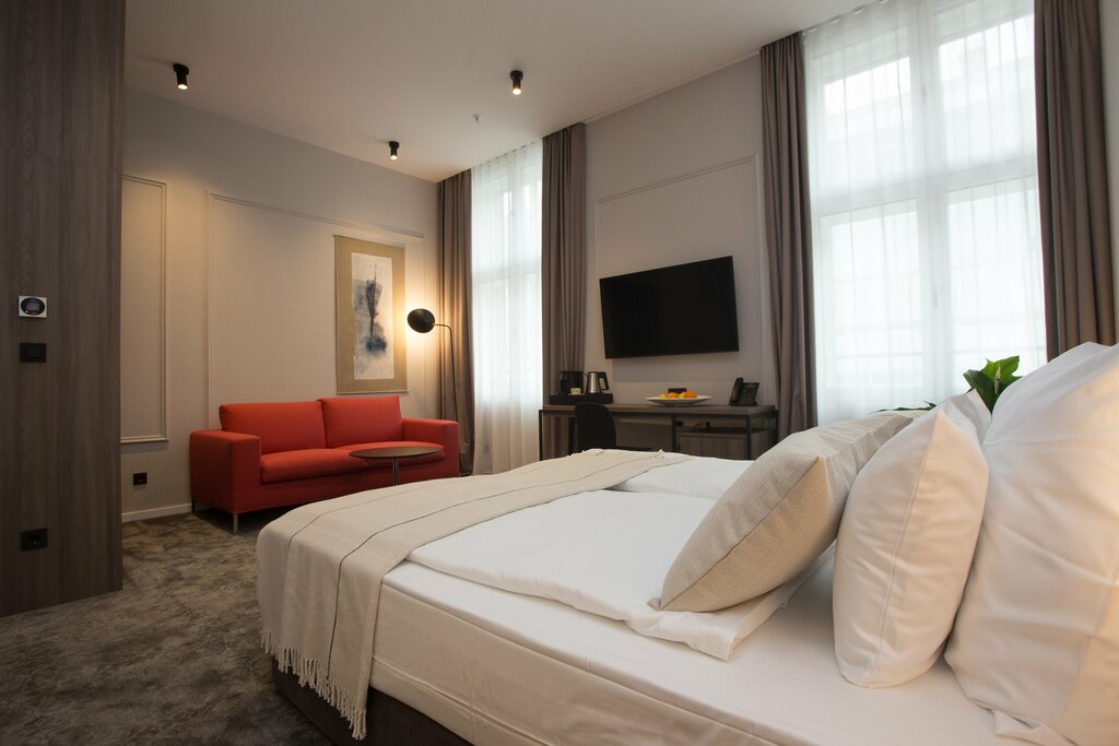 Hotel1347